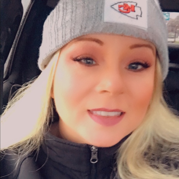 Meet your Posher, Camalee - Picture 1 of 1